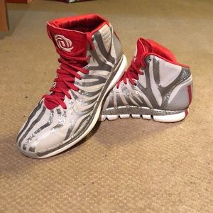Derrick Rose Adidas Basketball Shoes